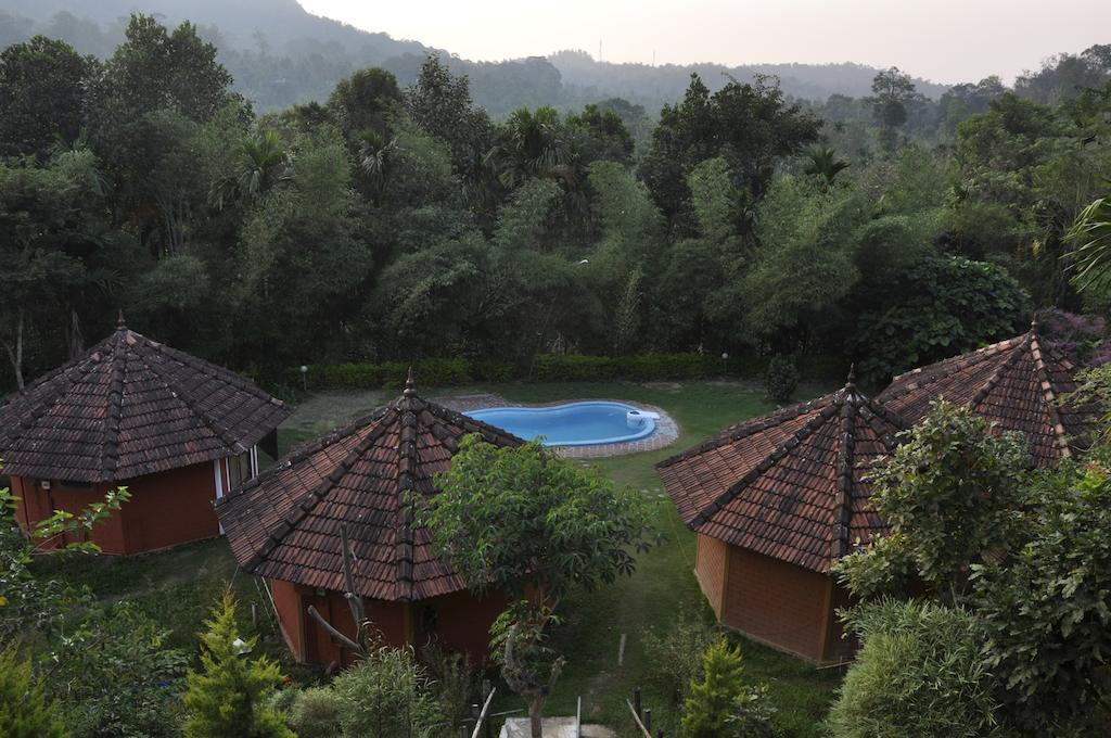 Krishnagiri Sunbird Garden Resort מראה חיצוני תמונה
