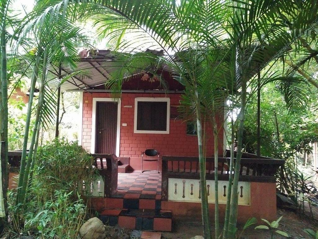 Krishnagiri Sunbird Garden Resort מראה חיצוני תמונה