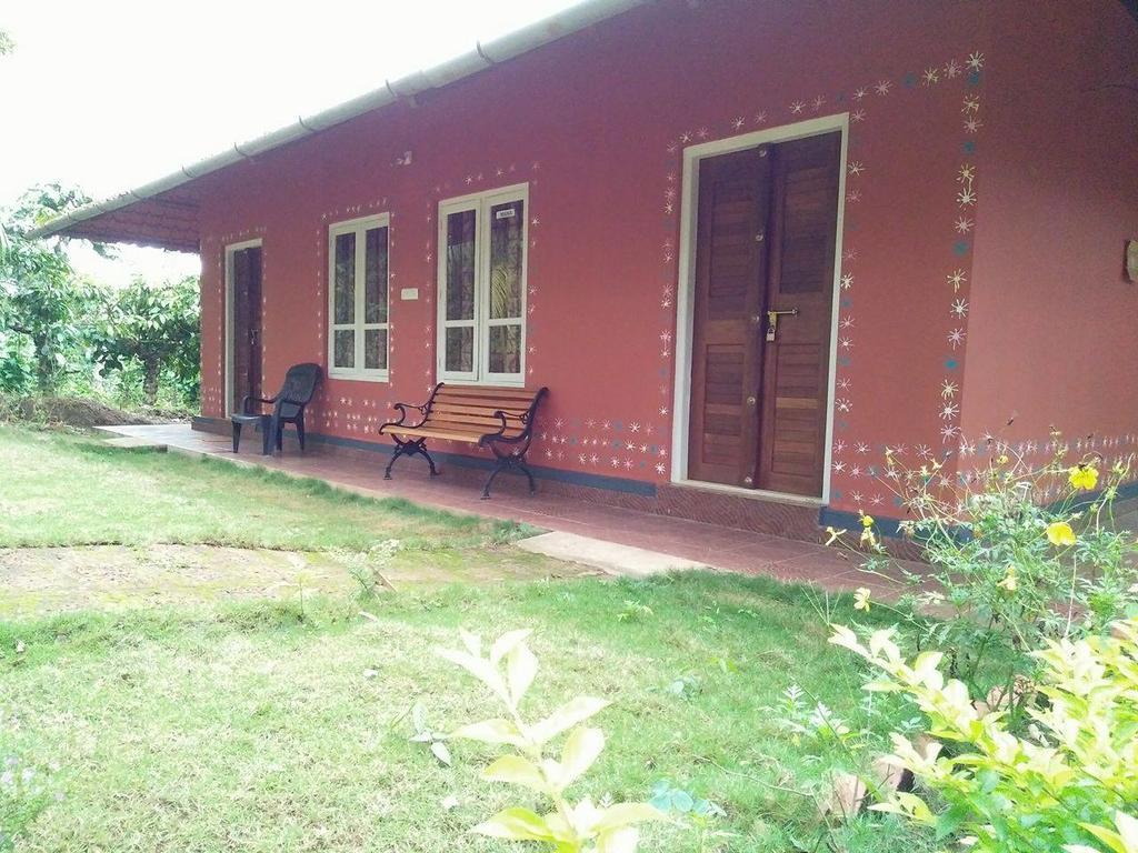 Krishnagiri Sunbird Garden Resort מראה חיצוני תמונה